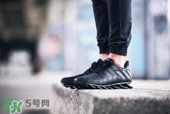 adidas springblade最新款多少錢？阿迪達(dá)斯刀鋒戰(zhàn)士專柜價(jià)格