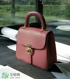 burberry dk88鎖頭包正品多少錢？巴寶莉dk88包專柜價(jià)格