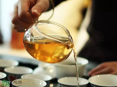 普洱生茶好喝還是熟茶好喝？普洱喝生茶還是熟茶？