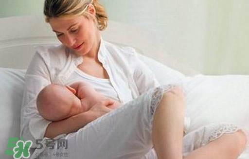 哺乳期能吃櫻桃嗎？哺乳期吃櫻桃寶寶會上火嗎？