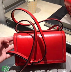 loewe三角包怎么看真假？羅意威巴塞羅那三角包真假辨別