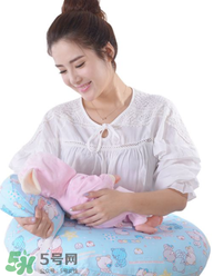 哺乳枕有必要買嗎？哺乳枕是不是必須品呢？