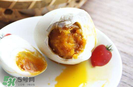 咸鴨蛋能帶上飛機(jī)嗎？飛機(jī)上能帶鴨蛋嗎？