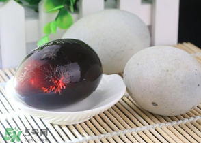 皮蛋可以帶上飛機(jī)嗎？皮蛋可以直接帶上飛機(jī)嗎？