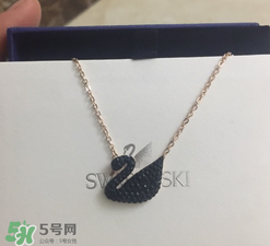 施華洛世奇黑天鵝是什么材質(zhì)？施華洛世奇黑天鵝是水晶嗎？