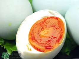 咸鴨蛋可以天天吃嗎？咸鴨蛋一天吃幾個(gè)？