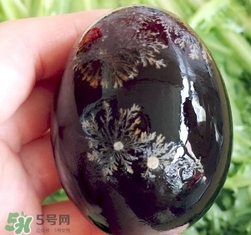 松花蛋是什么蛋？松花蛋是雞蛋還是鴨蛋？