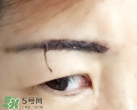 眉膠和眉粉哪個(gè)好用？眉膠和沒(méi)分的區(qū)別