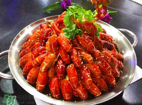 油燜大蝦為什么要放啤酒？做油燜大蝦啤酒什么時候放?