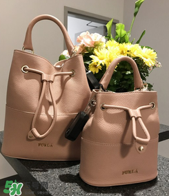furla水桶包有幾種尺寸？芙拉水桶包尺寸多大？