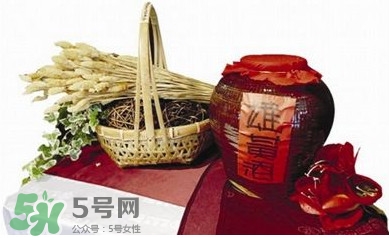 雄黃酒為什么可以驅(qū)蛇？雄黃酒哪里有賣