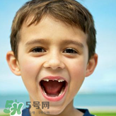 兒童換牙可以吃鈣片嗎?兒童換牙吃什么好？