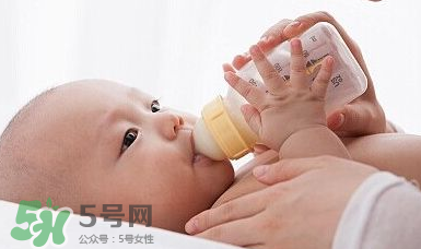 金銀花寶寶可以喝嗎？夏天寶寶能喝金銀花嗎？
