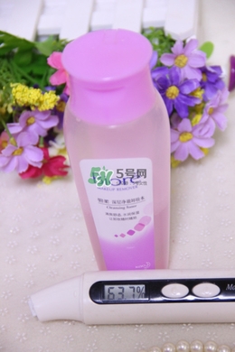 碧柔卸妝水和卸妝乳哪個(gè)好？碧柔卸妝水和卸妝乳選擇