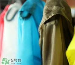 防曬衣什么顏色最防曬？防曬衣哪個顏色防曬效果好？