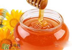 胃脹氣可以喝蜂蜜水嗎？胃脹氣可不可以喝蜂蜜水？