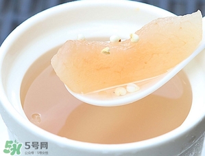 川貝燉雪梨的做法川貝放多少？川貝冰糖燉雪梨的禁忌