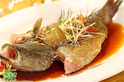 鱸魚怎么做好吃又簡單？清蒸鱸魚的做法