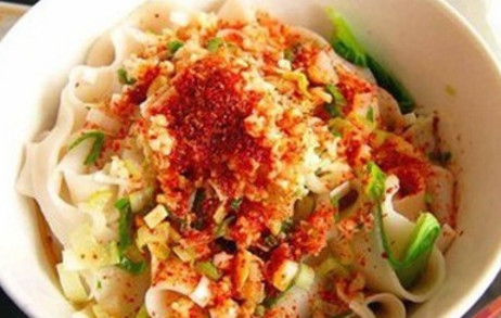 油潑面是哪里的特殊美食？油潑面是什么面