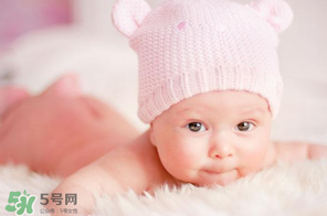 夏季寶寶體溫多少正常？夏季寶寶體溫會(huì)偏高嗎？