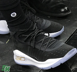 under armour curry4黑金怎么樣？庫里總決賽戰(zhàn)靴客場配色諜照曝光