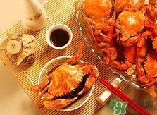 吃螃蟹可以喝牛奶嗎？吃螃蟹能喝酸奶嗎？