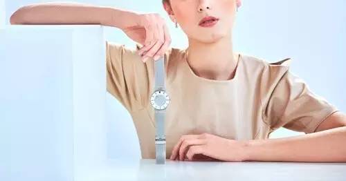 eone手表怎么看時(shí)間？eone手表時(shí)間怎么調(diào)？