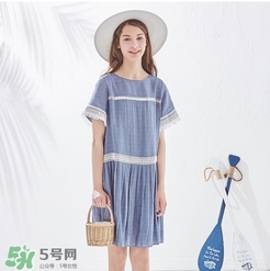 7月份去三亞穿什么？去月份去三亞穿什么衣服