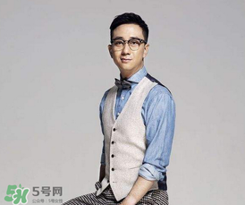 王自健離婚了嗎？王自健老婆黃雅靜個(gè)人資料