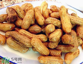 楊梅和花生能一起吃嗎？吃了楊梅還能吃生花生嗎？