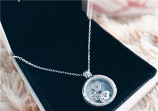pandora項鏈掉色嗎？潘多拉項鏈會不會掉色？