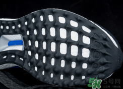 adidas ultraboost上腳怎么樣？阿迪達(dá)斯跑鞋實(shí)戰(zhàn)測評(píng)