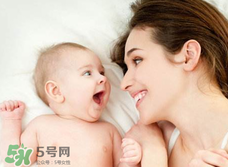 哄寶寶睡覺可以搖晃嗎？哄寶寶睡覺搖晃有害嗎？