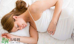 孕婦能用爽身粉嗎？孕婦能用爽身粉擦腳嗎？