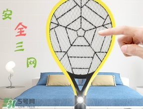 電蚊拍可以帶上飛機(jī)嗎？電蚊拍可以托運(yùn)嗎？