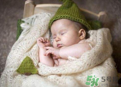 早產(chǎn)兒奶粉有必要嗎？早產(chǎn)兒可以吃普通奶粉嗎？