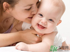 早產(chǎn)兒奶粉有必要嗎？早產(chǎn)兒可以吃普通奶粉嗎？