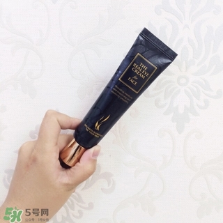 ahc眼霜怎么樣？ahc眼霜好用嗎