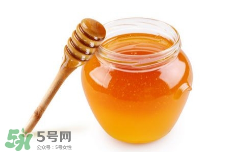 芭蕉能和蜂蜜一起吃嗎？蜂蜜可以和芭蕉一起吃嗎