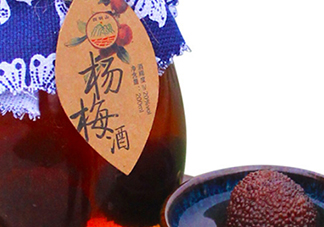 楊梅酒放糖好還是不放糖好？楊梅酒放什么糖好？