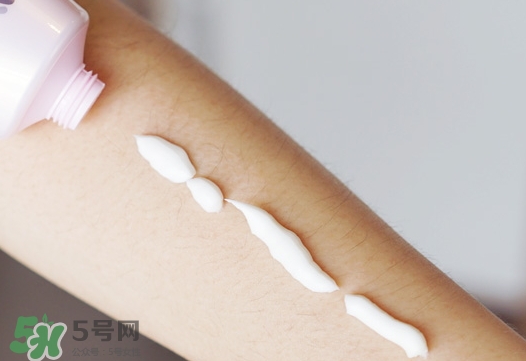 mistine脫毛膏怎么用？mistine脫毛膏使用方法