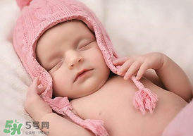 寶寶睡覺打鼾怎么回事？寶寶睡覺打鼾正常嗎？