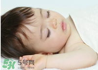 寶寶睡覺打鼾怎么回事？寶寶睡覺打鼾正常嗎？