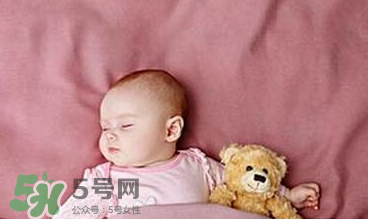 寶寶枕頭怎么選？寶寶枕頭什么樣的最好？