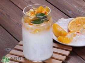 黃桃和酸奶能一起吃嗎？黃桃酸奶怎么做？