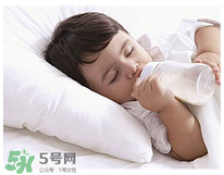 外國奶粉一定適合中國寶寶嗎 外國奶粉比國產(chǎn)奶粉更好嗎？