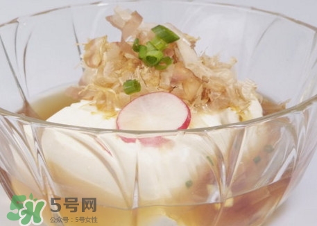 木魚花是柴魚片嗎？木魚花和柴魚片有什么區(qū)別