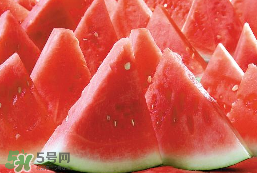 隔夜西瓜能吃嗎？吃隔夜西瓜有什么危害？