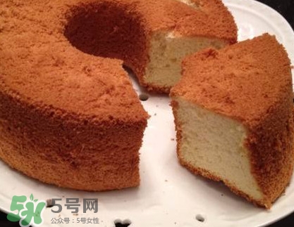 戚風(fēng)蛋糕為什么不蓬松？戚風(fēng)蛋糕不蓬松的原因
