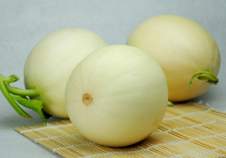 藍(lán)莓和香瓜能一起吃嗎？藍(lán)莓和香瓜能同時(shí)吃？